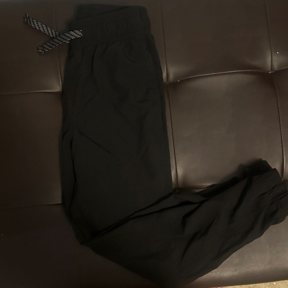 Black kids joggers 48% polyester